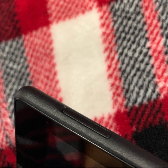 Amazon Fire Kid’s Tablet with Kid Proof Case - Picture 5 of 14